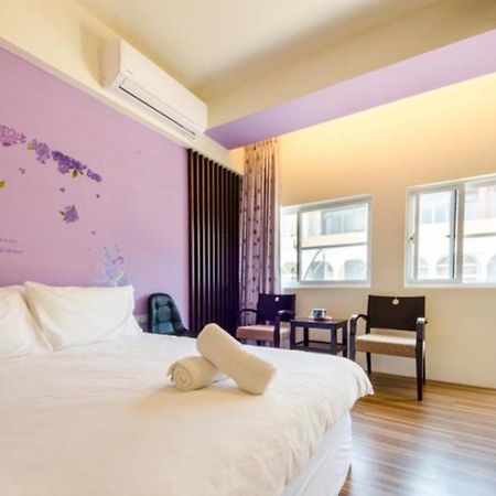 小黑琵416輕旅 Little Happy Hostel Tainan Luaran gambar