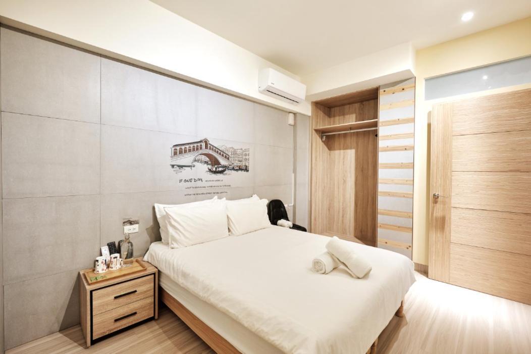 小黑琵416輕旅 Little Happy Hostel Tainan Luaran gambar