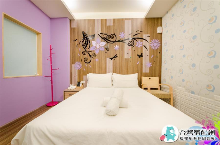 小黑琵416輕旅 Little Happy Hostel Tainan Luaran gambar